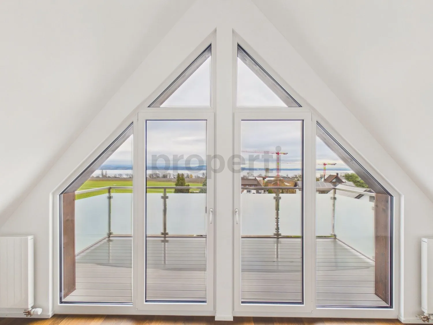 Moderne 3-Zimmer-Wohnung mit Balkon, Güttingen