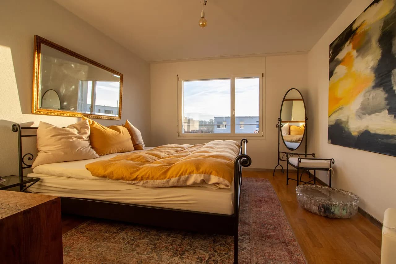 Stilvolle Attikawohnung mit Schwedenofen und grosser Terrasse