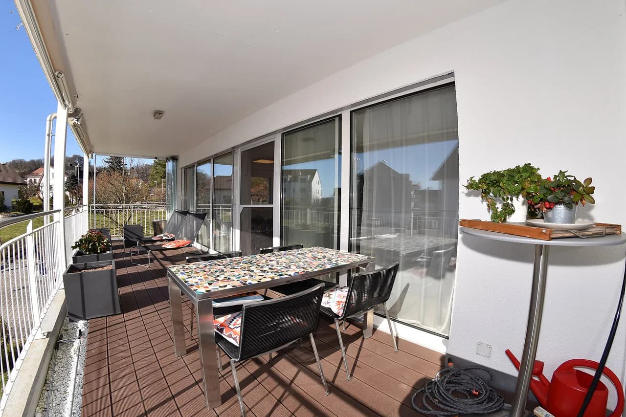 Modern, grosszügig und zentral