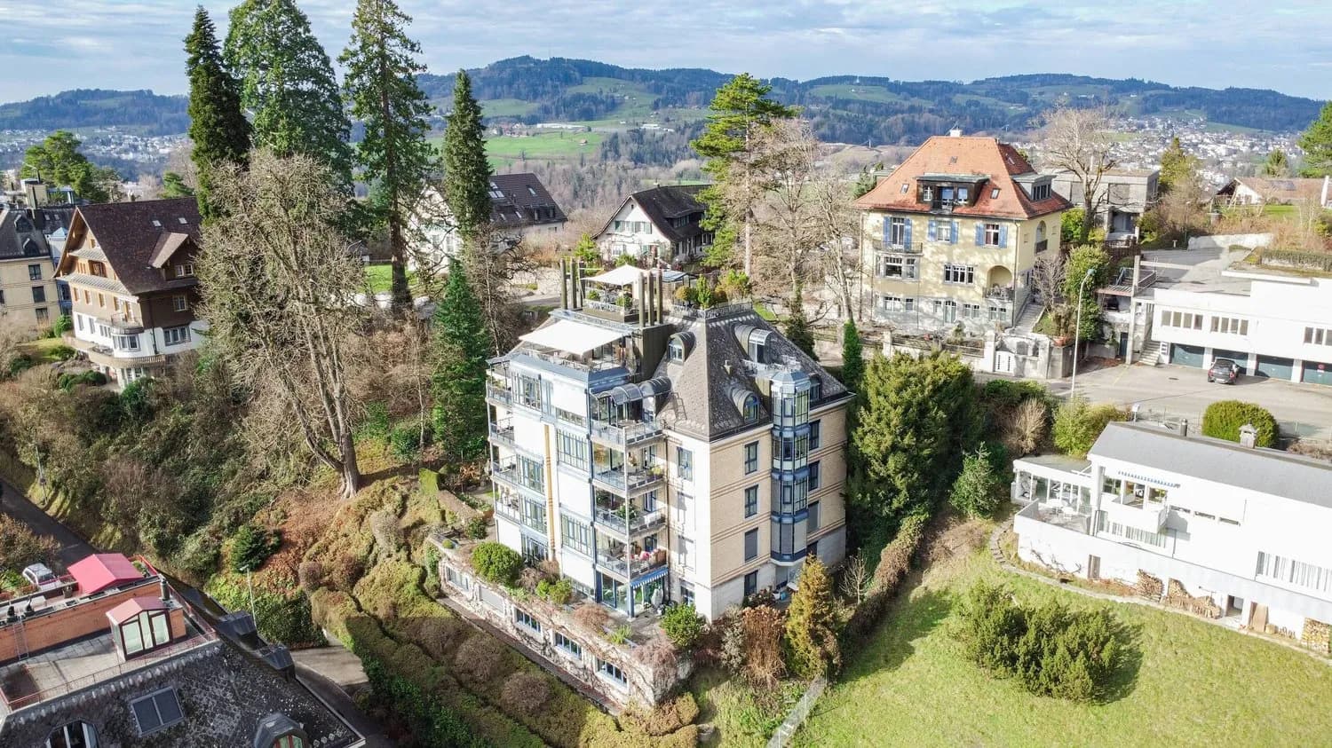 STOLZE WOHNUNG AM ROSENBERG