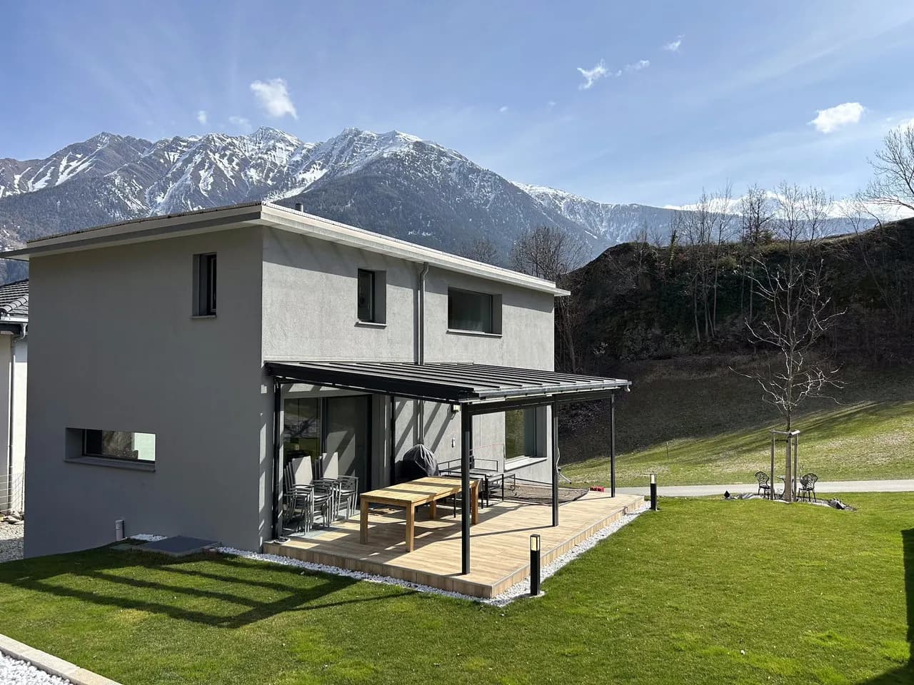 Proviva präsentiert: Einfamilienhaus mit Komfort, Sonne und Ruhe