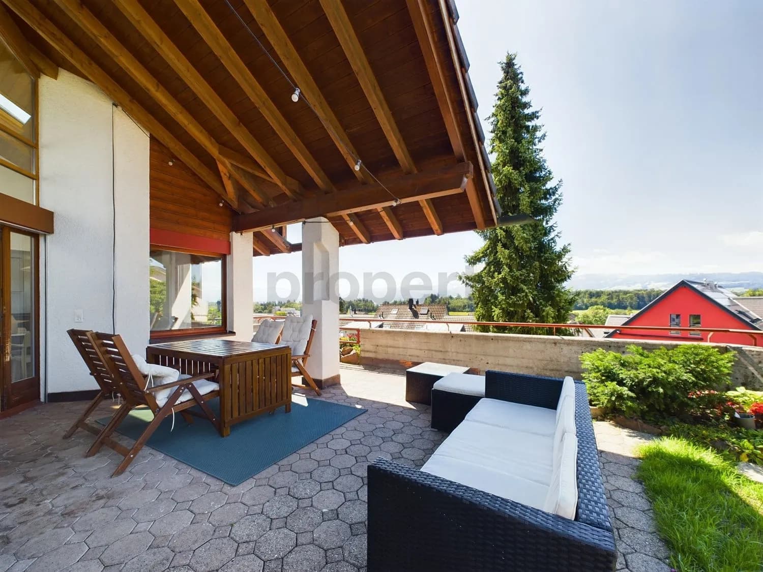 Modernes Einfamilienhaus mit Weitsicht