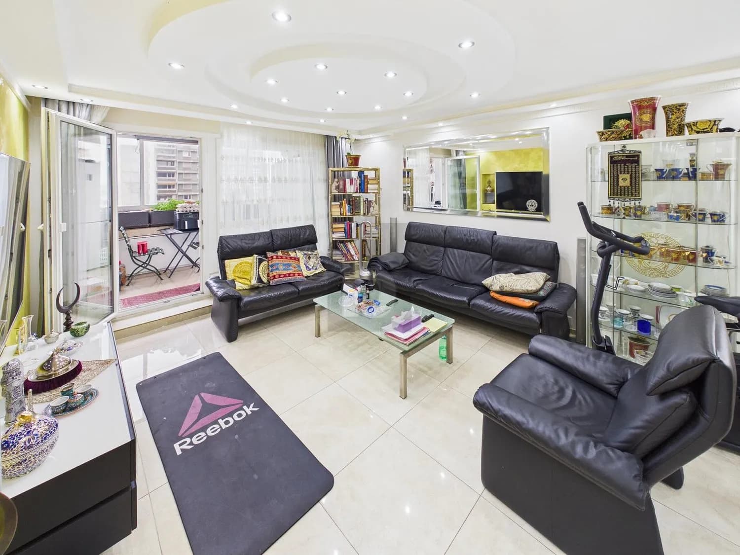 MODERN IN ZENTRALER LAGE