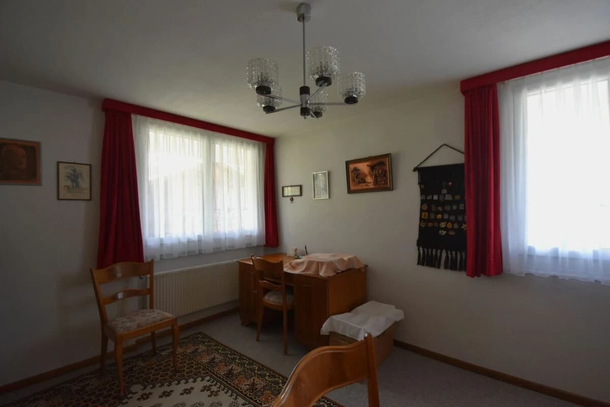 6.5-Zimmer-Einfamilienhaus an sehr schöner Lage