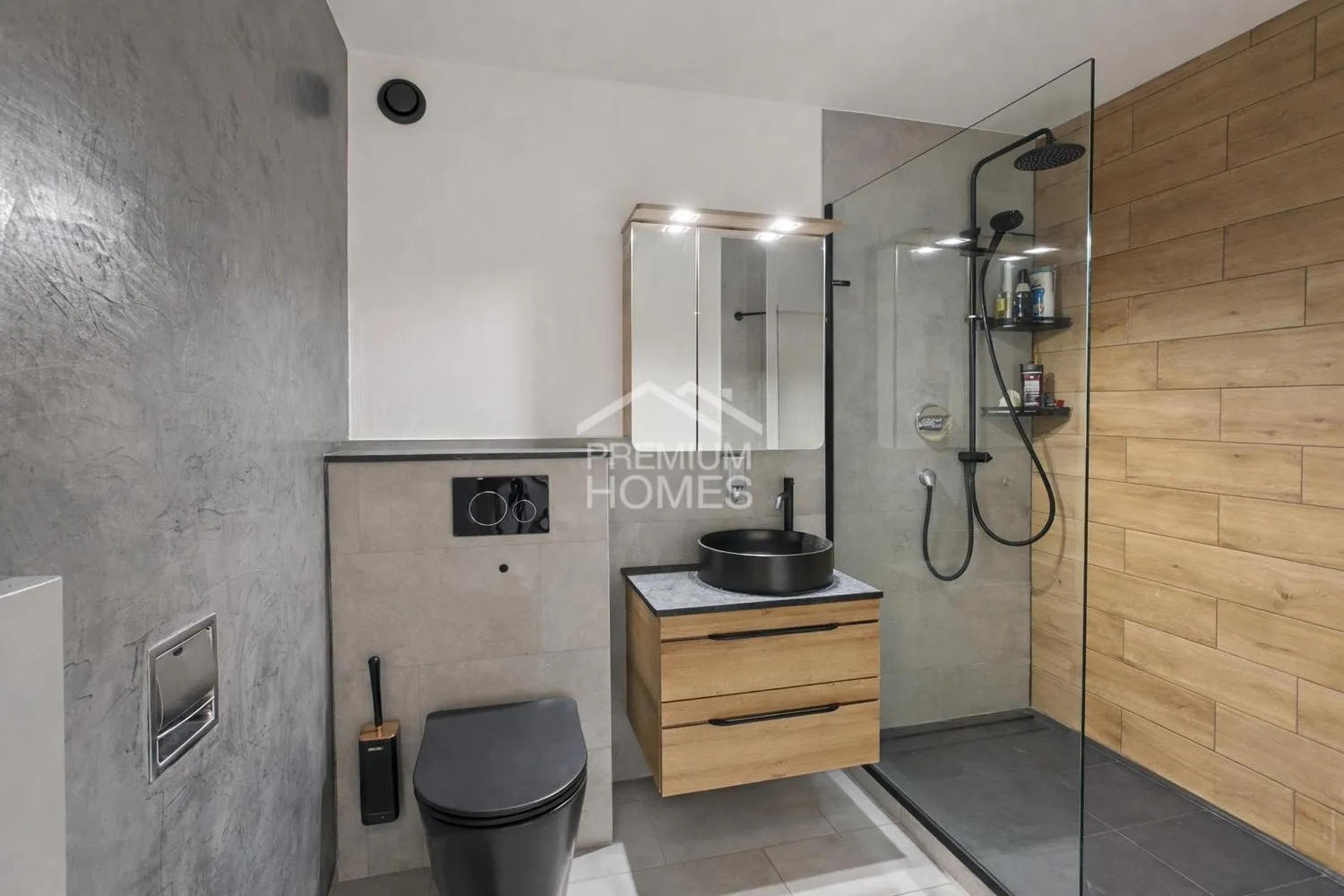 Licht, Ruhe und Aussicht - stilvolles Wohnen in zentraler Lage