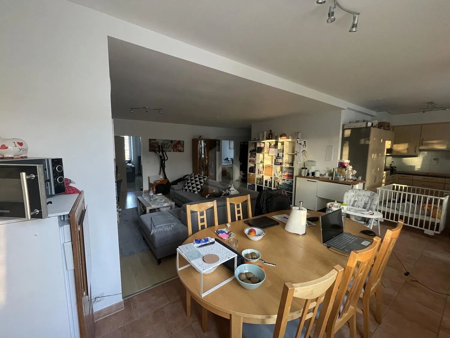 LICHTDURCHFLUTETER KOMFORT MIT WINTERGARTEN