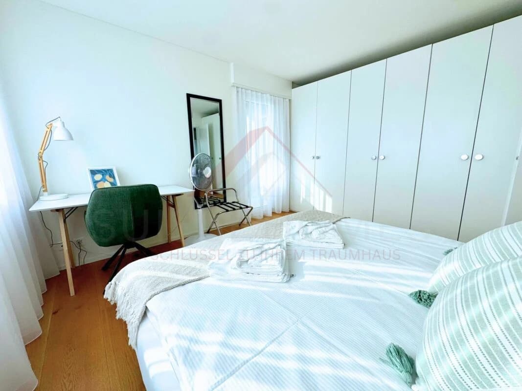 Exklusive 3.5-Zimmer-Wohnung im 15. Obergeschoss mit spektakulärer Weitsicht in 8152 Opfikon