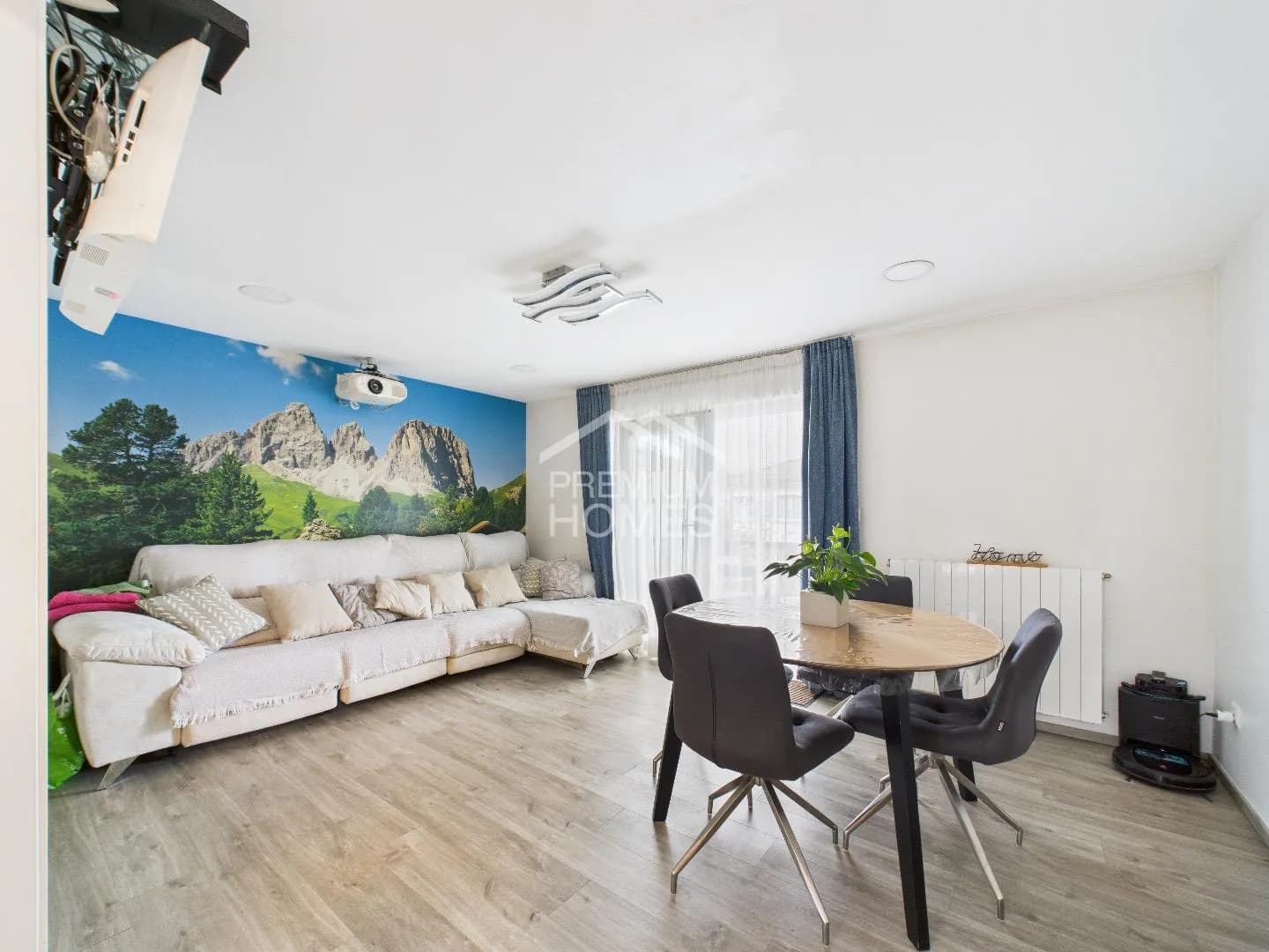 Wohnen & Vermieten unter deinem Dach!