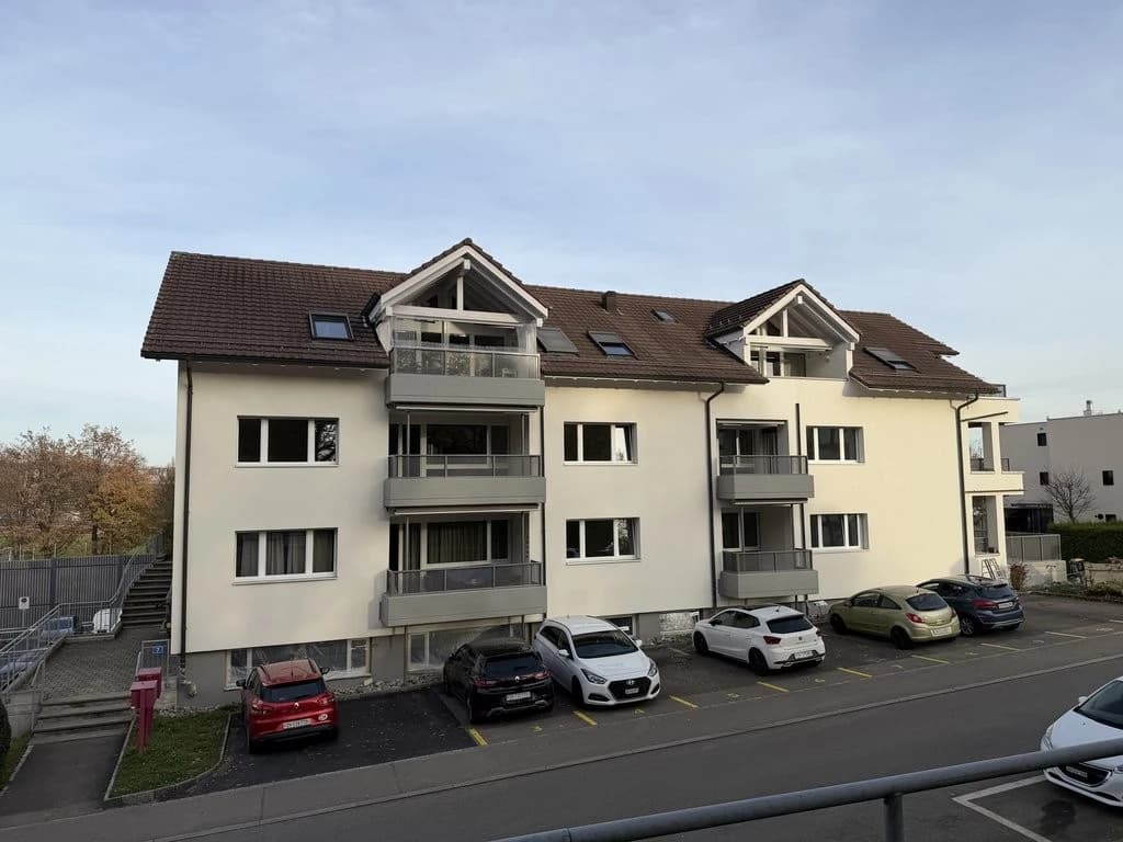 Frisch renovierte und helle Wohnung