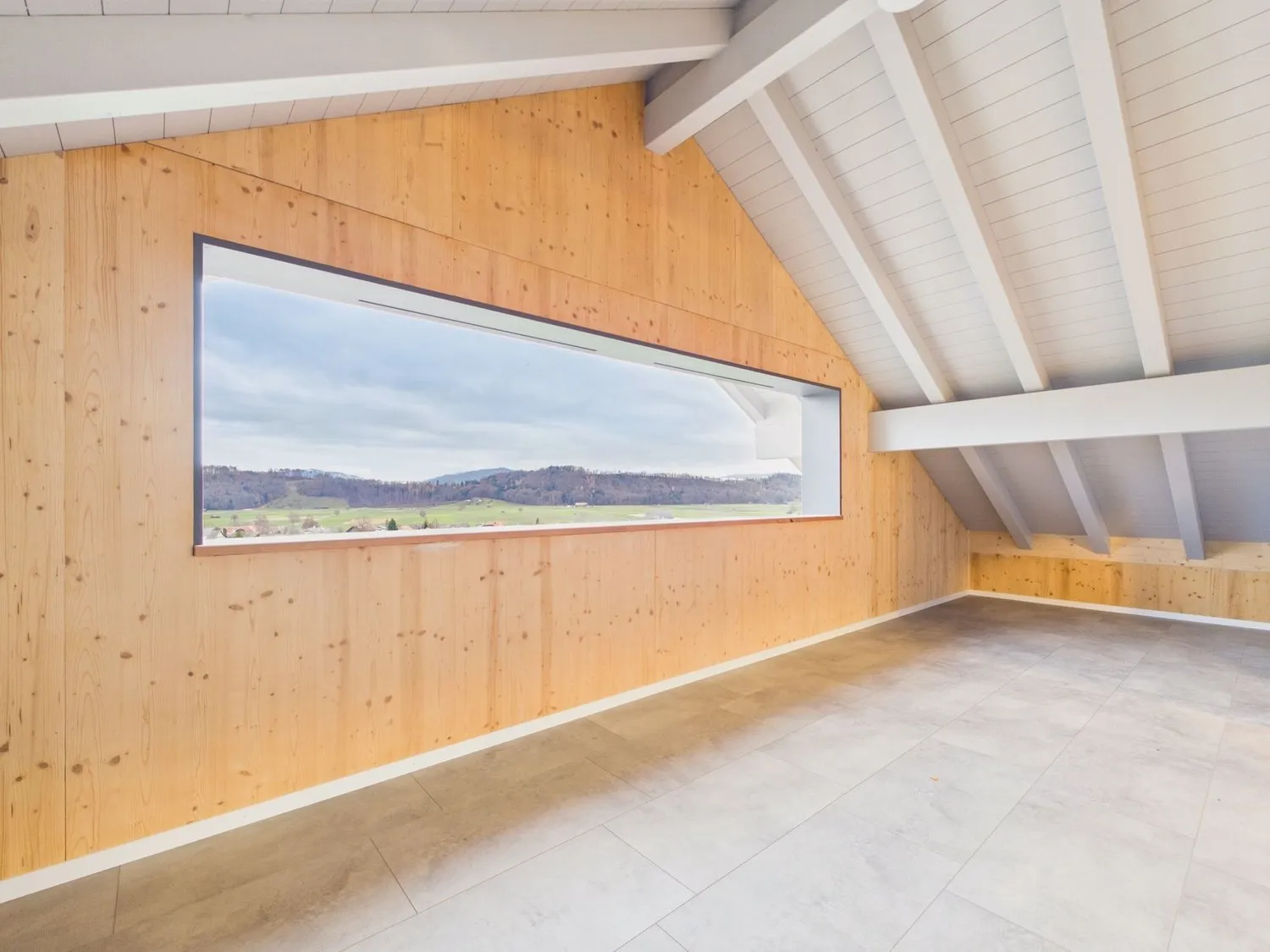 Neue 6-Zimmer Wohnung in Thurnen