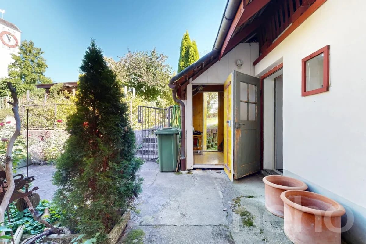 Charmantes Reihenmittelhaus mit Garten in Truttikon ZH
