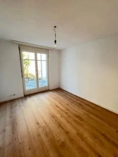 Neu renovierte 5.5-Zimmer-Wohnung mit Balkon, Gommiswald