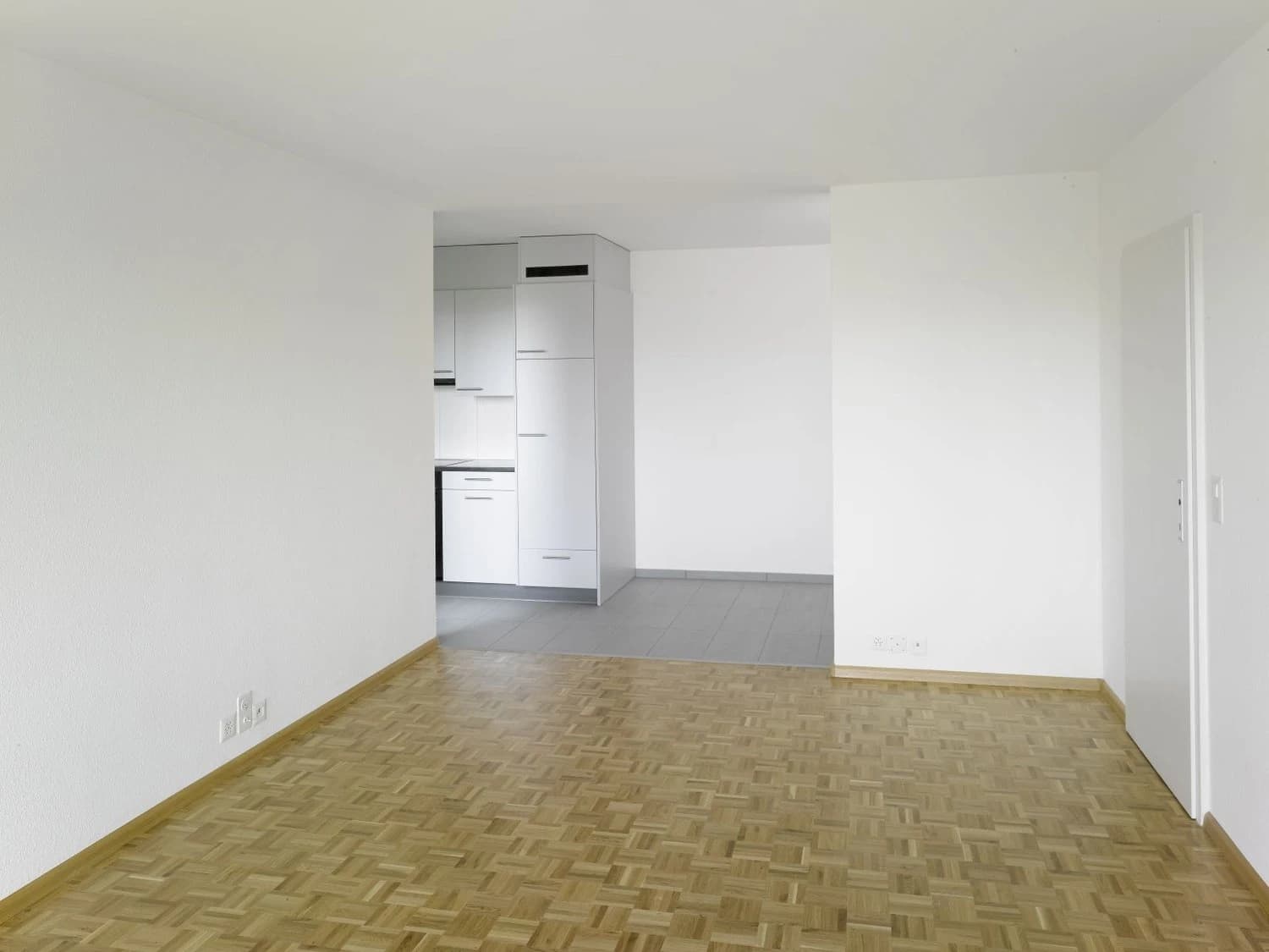 Tolle Single Wohnung Nähe Bad. Bahnhof