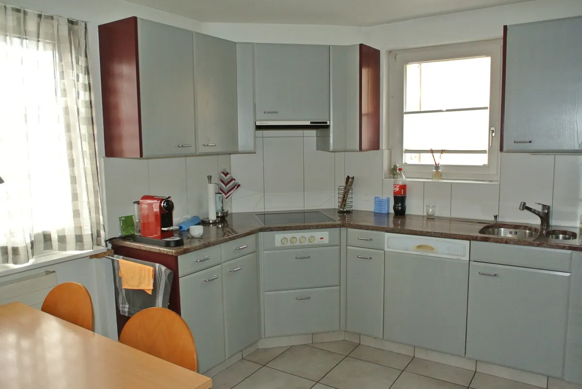 Zusammen wohnen  getrennt leben: 2-Familienhaus zu vermieten