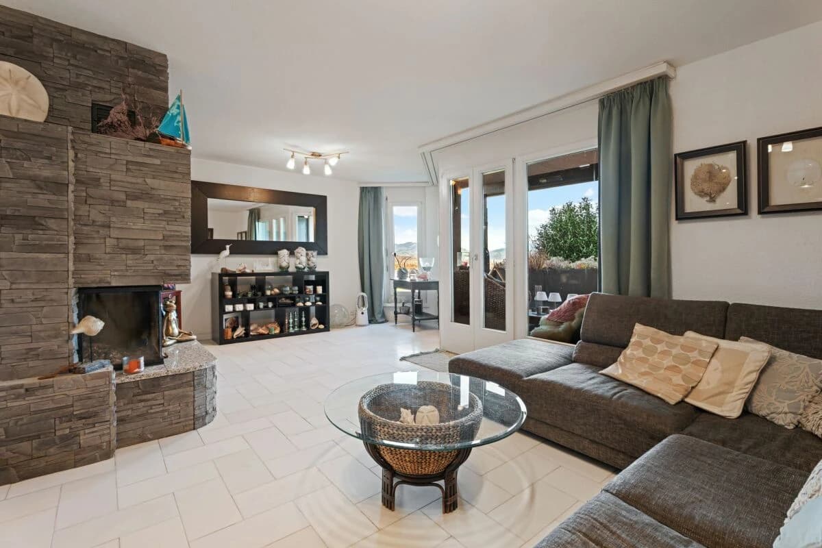 Familienidyll mit Obersee-Blick an ruhiger Lage