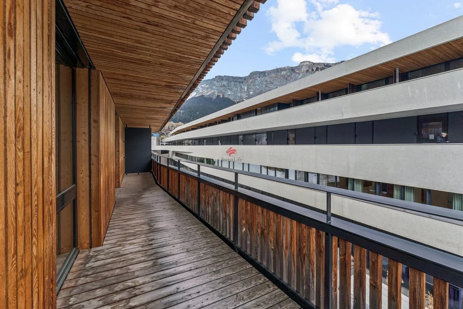 Ski In / Ski Out in der Weissen Arena!