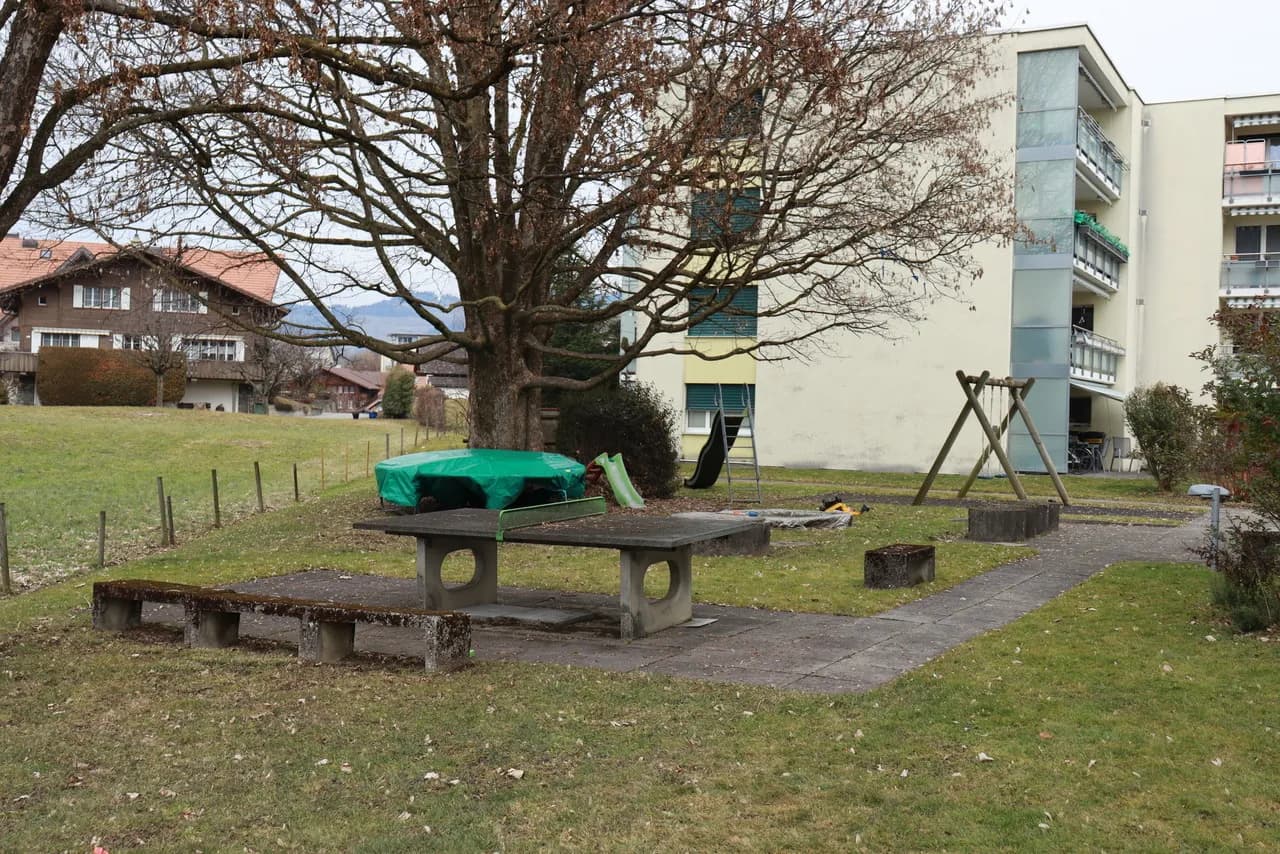 Komfortables Wohnen in Spiez - 4.5-Zimmer mit Balkon!