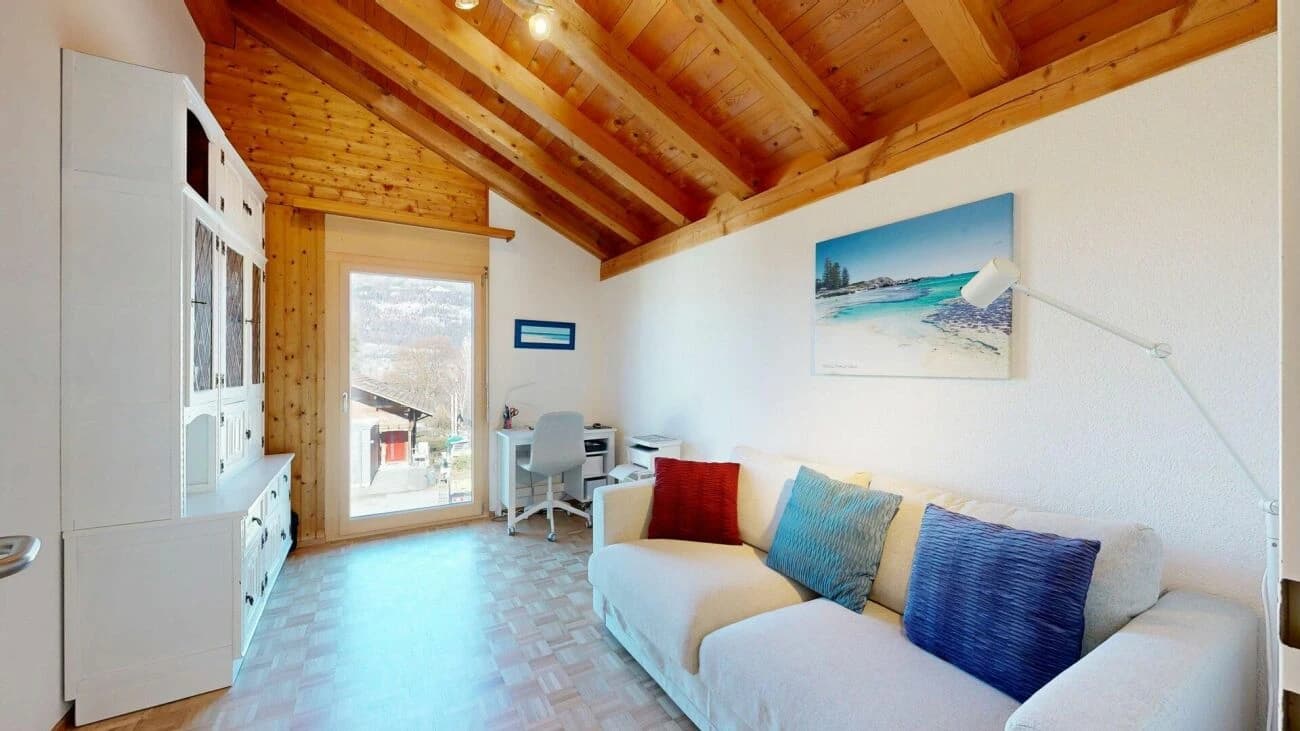 Gemütlicher Haupt- oder Ferienwohnsitz mit Galerie und Seesicht