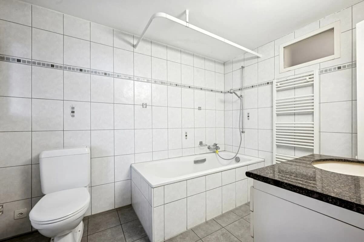 Bauernhaus mit Wohnraum, Ökonomieteil und Entwicklungspotenzial