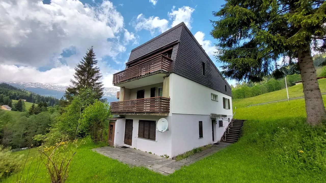 Attraktive 5.5 Zimmer Ferienwohnung mit Einfamilienhaus-Charakter