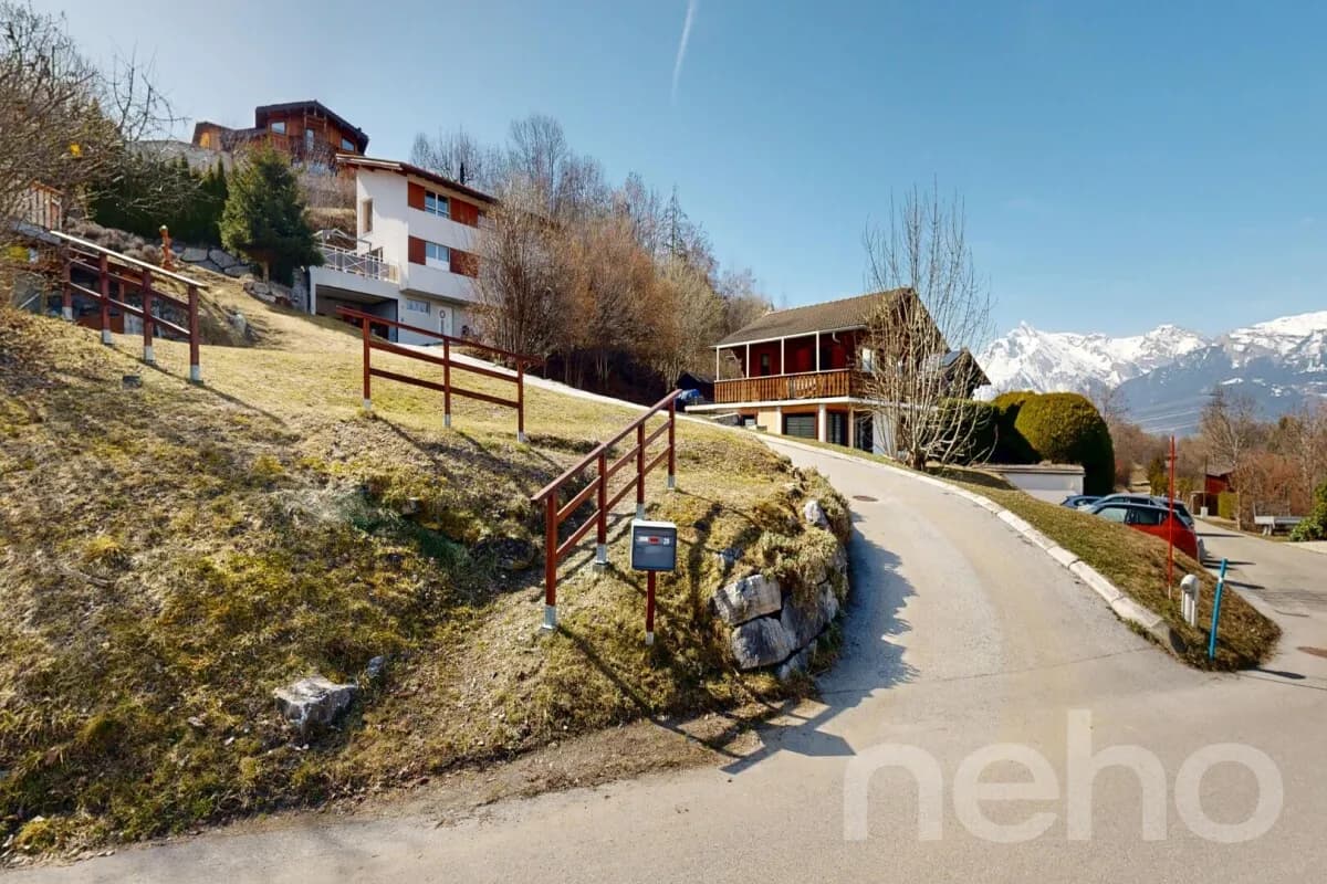Maison familiale lumineuse avec vaste terrasse