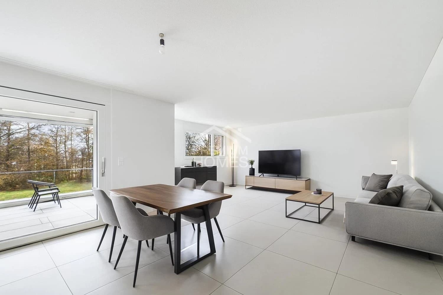 Raus aus dem Stress, rein in diese moderne Wohlfühloase!