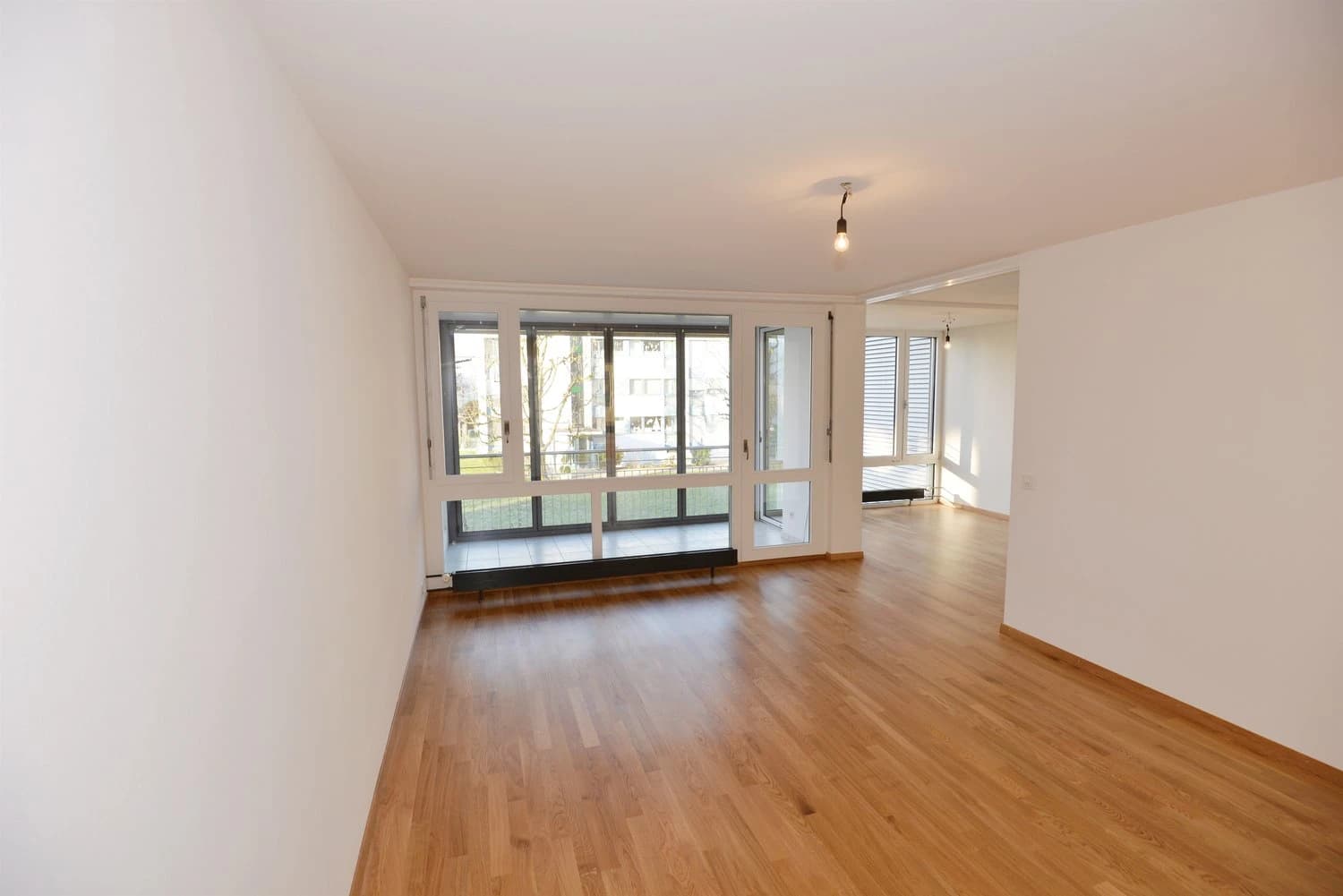 Ihr neues Zuhause mit grossen Gartensitzplatz