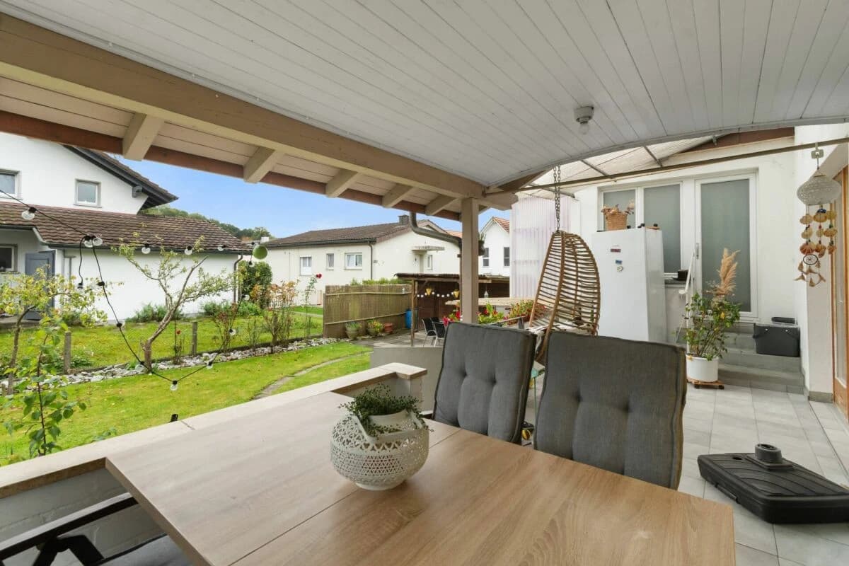 Mehrfamilienhaus mit 3 Wohneinheiten - ideal als Generationenhaus oder Renditeobjekt