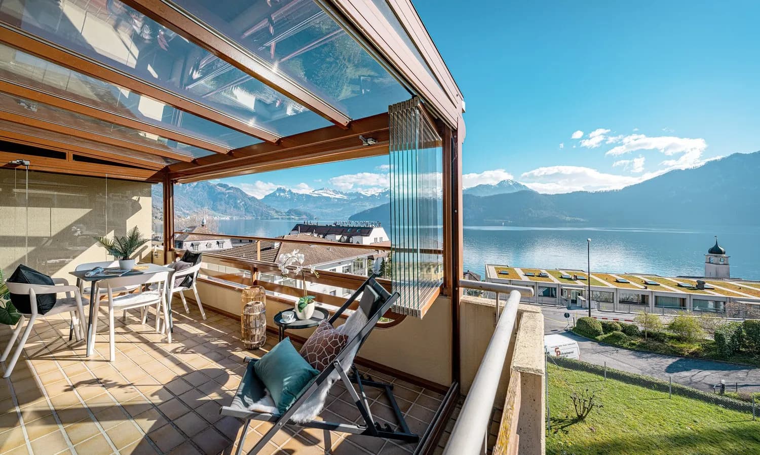 ATTRAKTIVE MAISONETTEWOHNUNG MIT SPEKTAKELSICHT