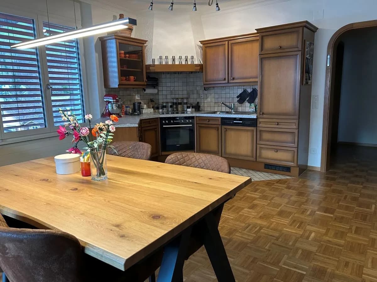 Möblierte 3.5 Zimmerwohnung mit Traumaussicht