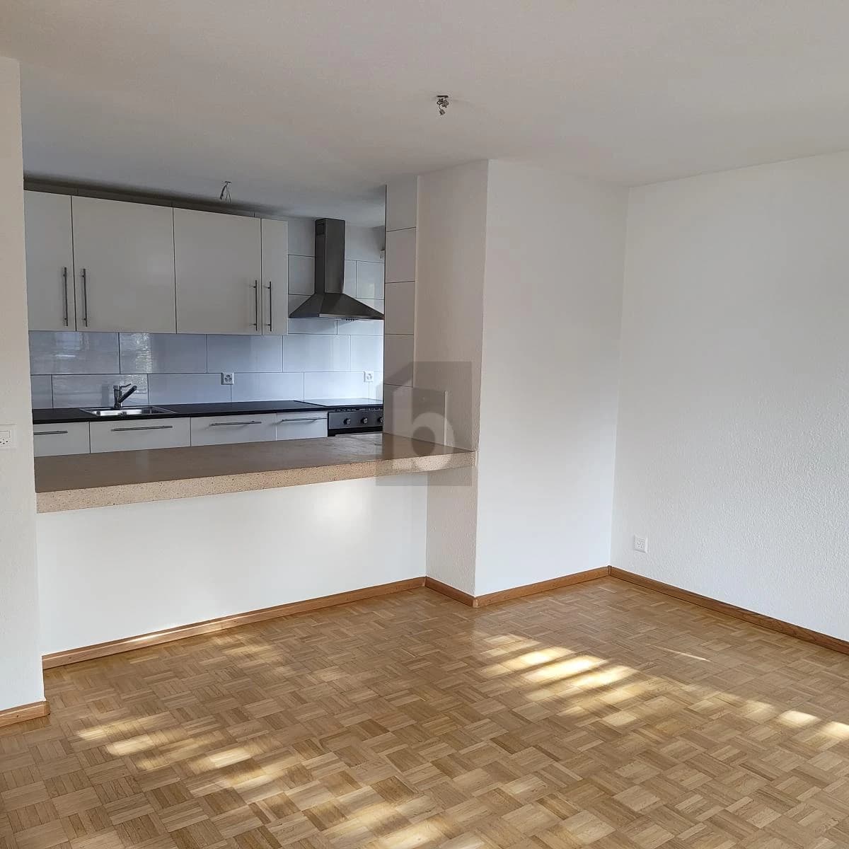 GROSSZÜGIG, RUHIG UND BEZUGSBEREIT