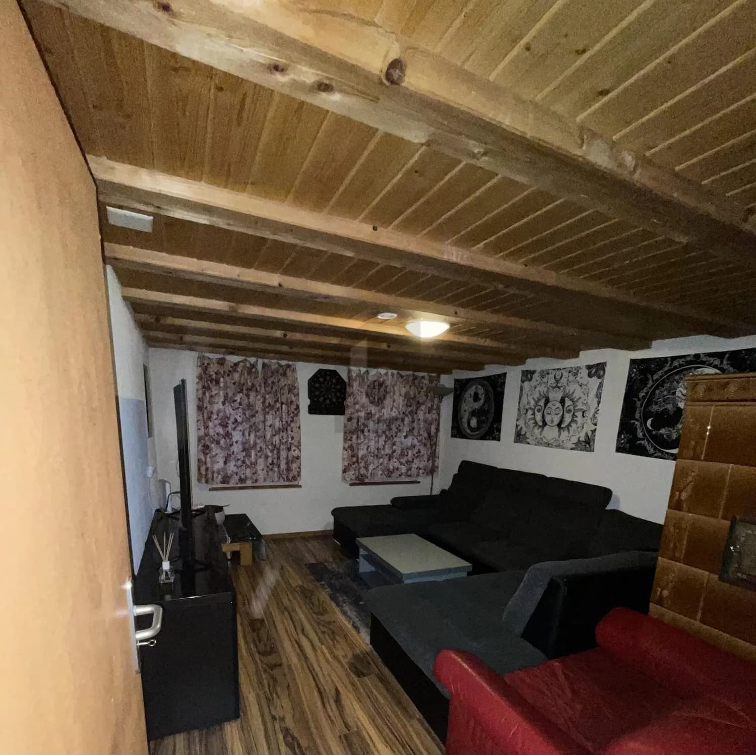 BERGIDYLLE TRIFFT WOHNKOMFORT