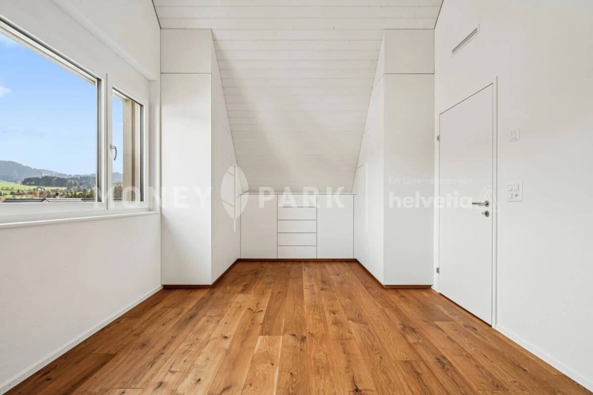 Wohnen über den Dächern von Bäretswil - moderne Maisonettewohnung mit traumhafter Weitsicht