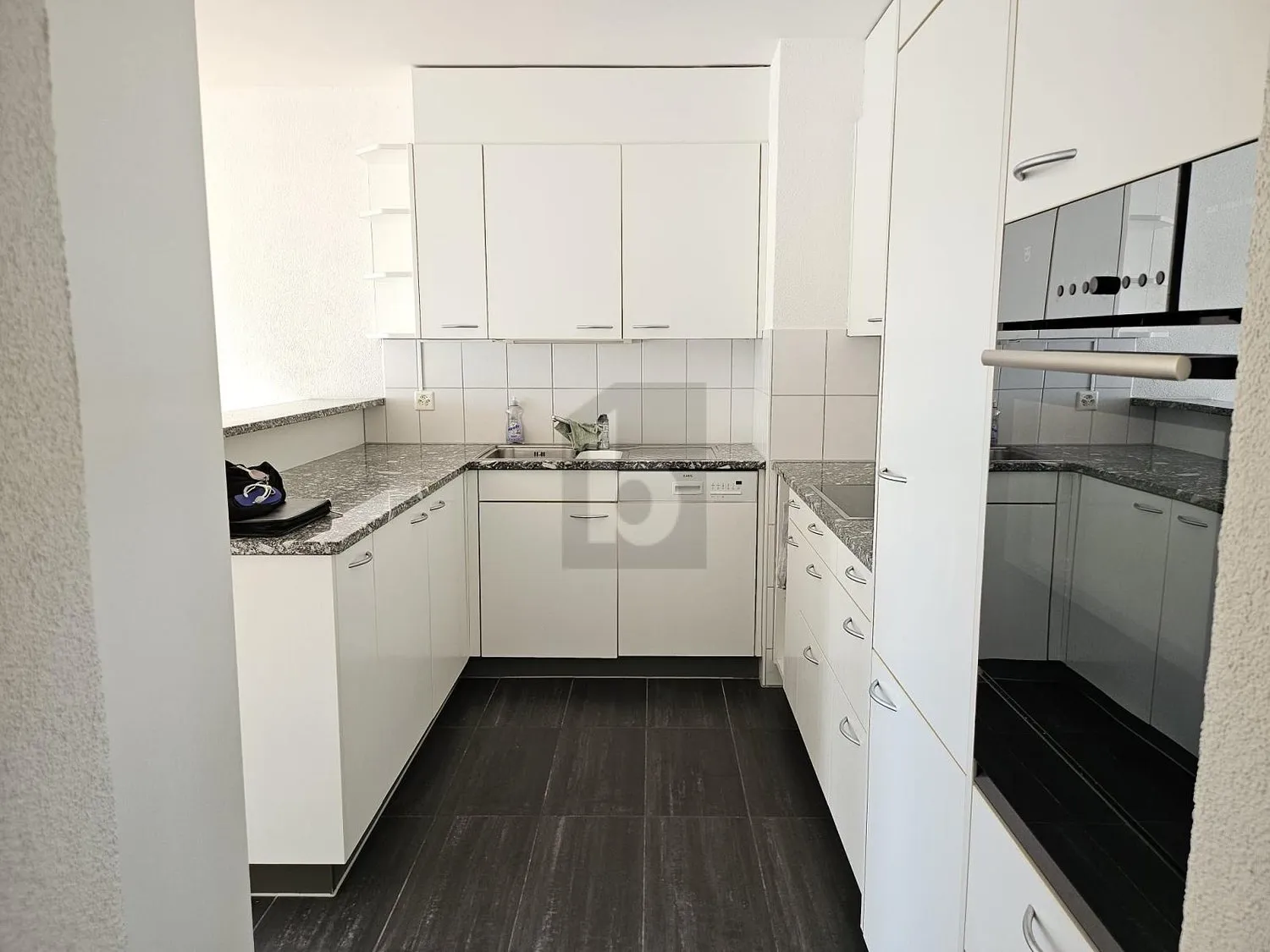 TRAUMHAFTE SICHT ÜBER DAS LIMMATTAL