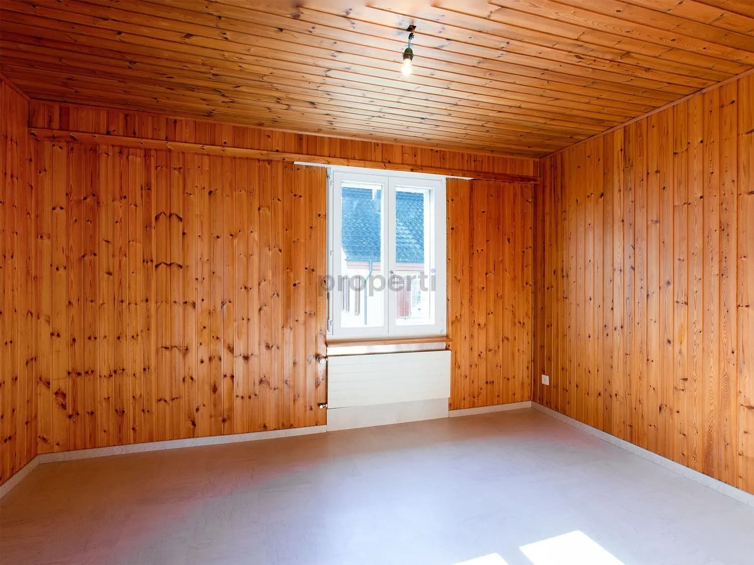 CHARMANT AN ZENTRALER UND RUHIGER LAGE