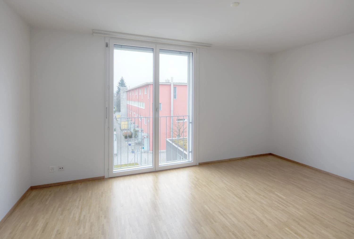 Hochwertige, elegante Wohnung mit 30m² Balkon!
