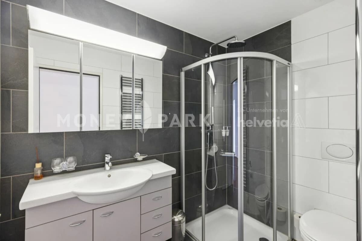 4.5-Zimmer-Terrassenwohnung mit herausragender Panoramasicht und Wintergarten