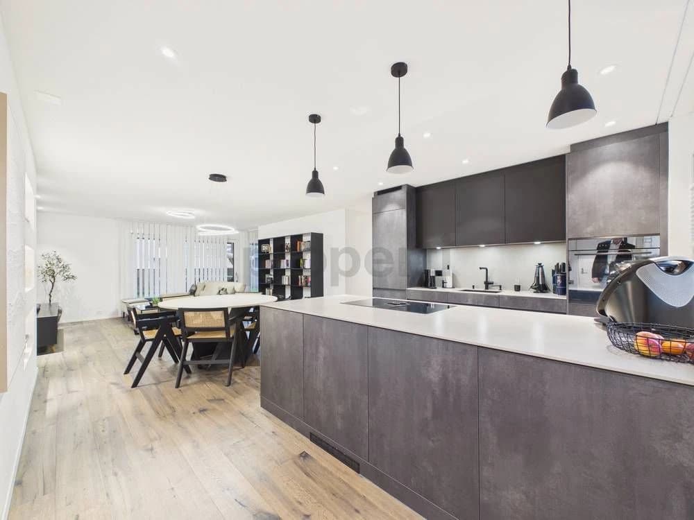 Modernes 5.5-Zimmer-Apartment, Walenstadt