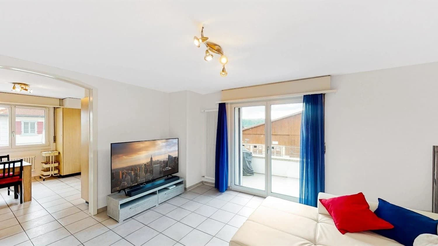 Grosszuegige 4.5-Zimmer-Wohnung mit Balkon, Murten