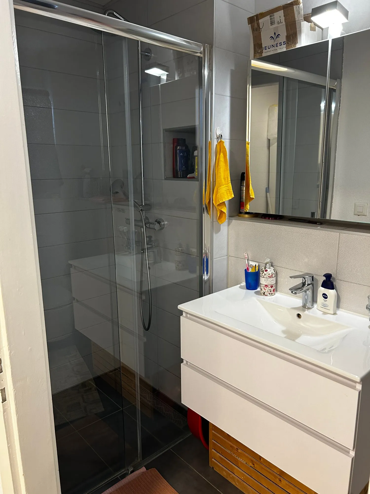 Geräumige, helle 2-Zimmer-Wohnung