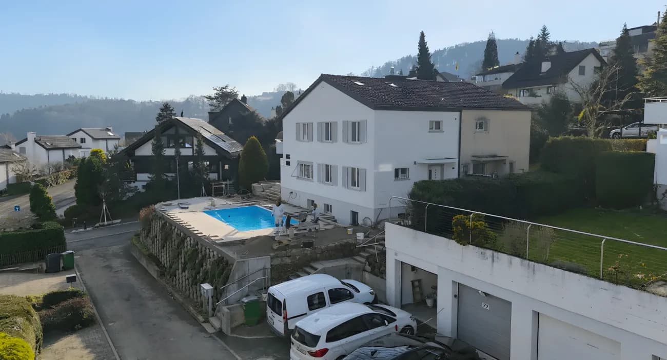 MEIN ZUHAUSE MIT POOL - FREISTEHENDES HAUS