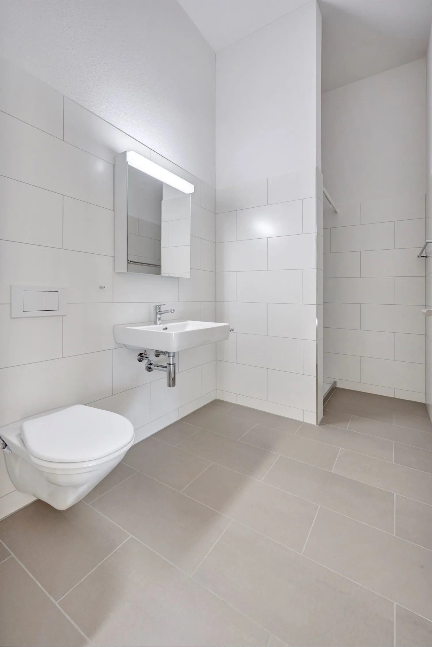 Trendige und lichtdurchflutete Wohnung