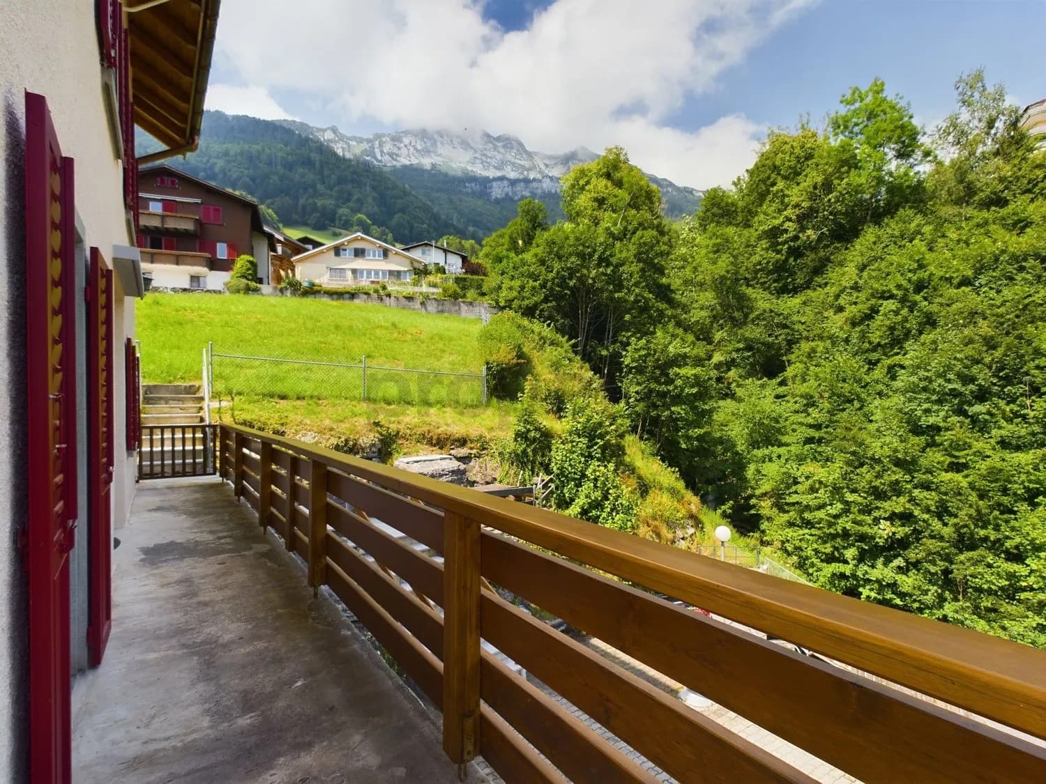 Wunderbare Aussicht in der Nähe vom schönen Walensee (inkl. aller NK/Strom/Internet)