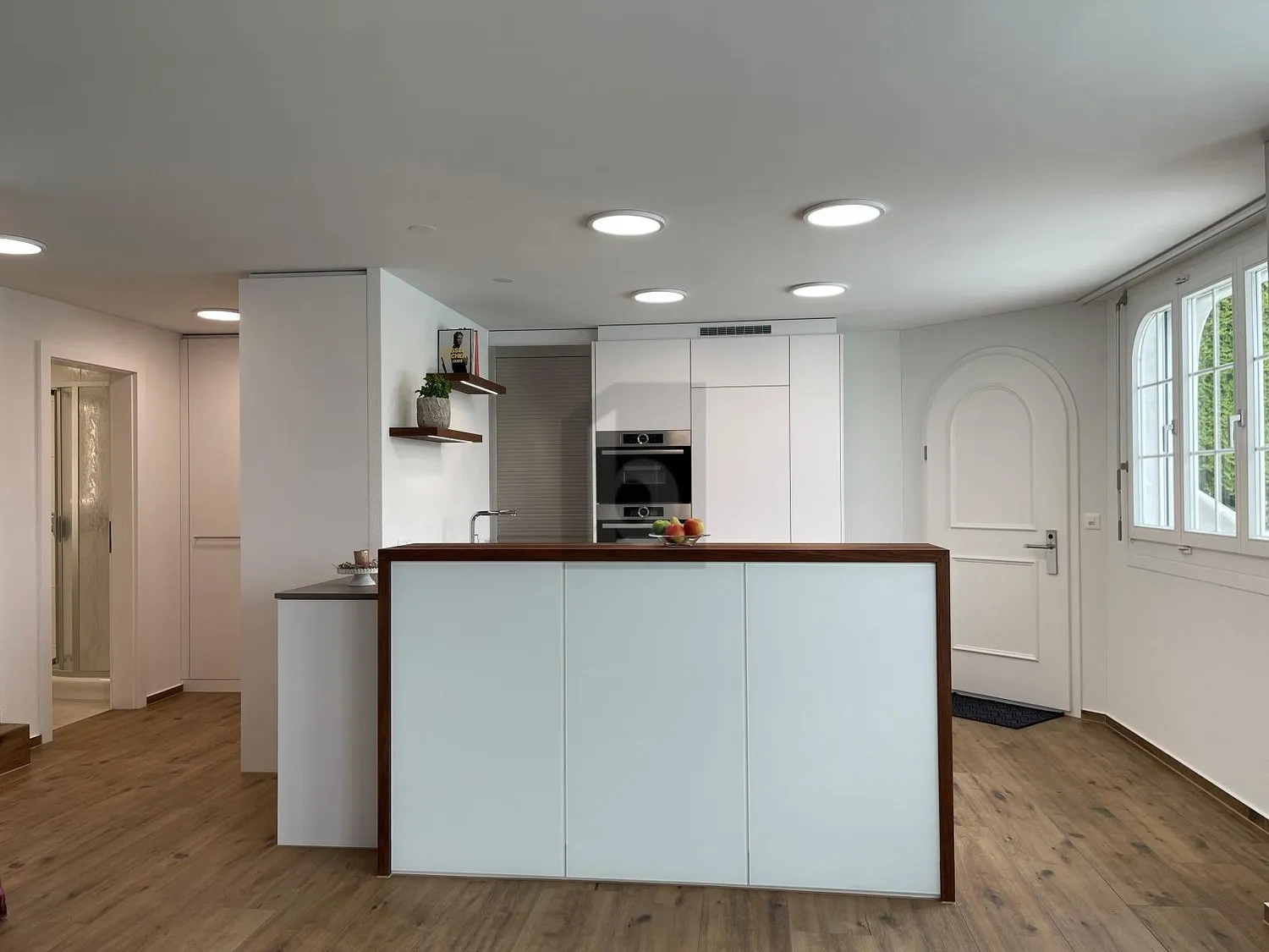 AN BESTER LAGE MIT POOL UND PANORAMASICHT!