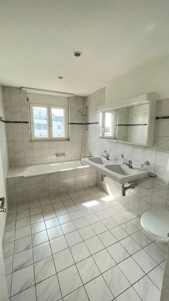 Familienwohnung sucht Bewohner