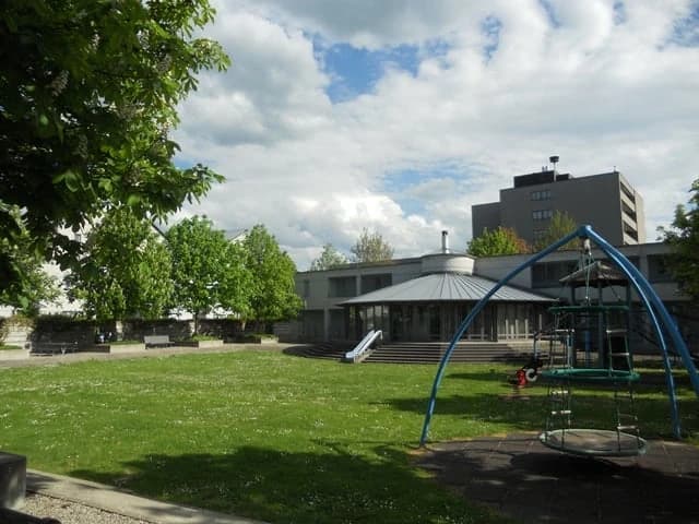 Wohnen auf zwei Etagen im Grünen!