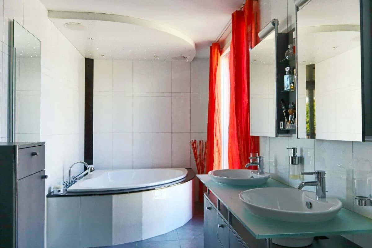 Wohnoase mit TRAUM-Garten und Wintergarten  Doppel-Einfamilienhaus zum Verlieben