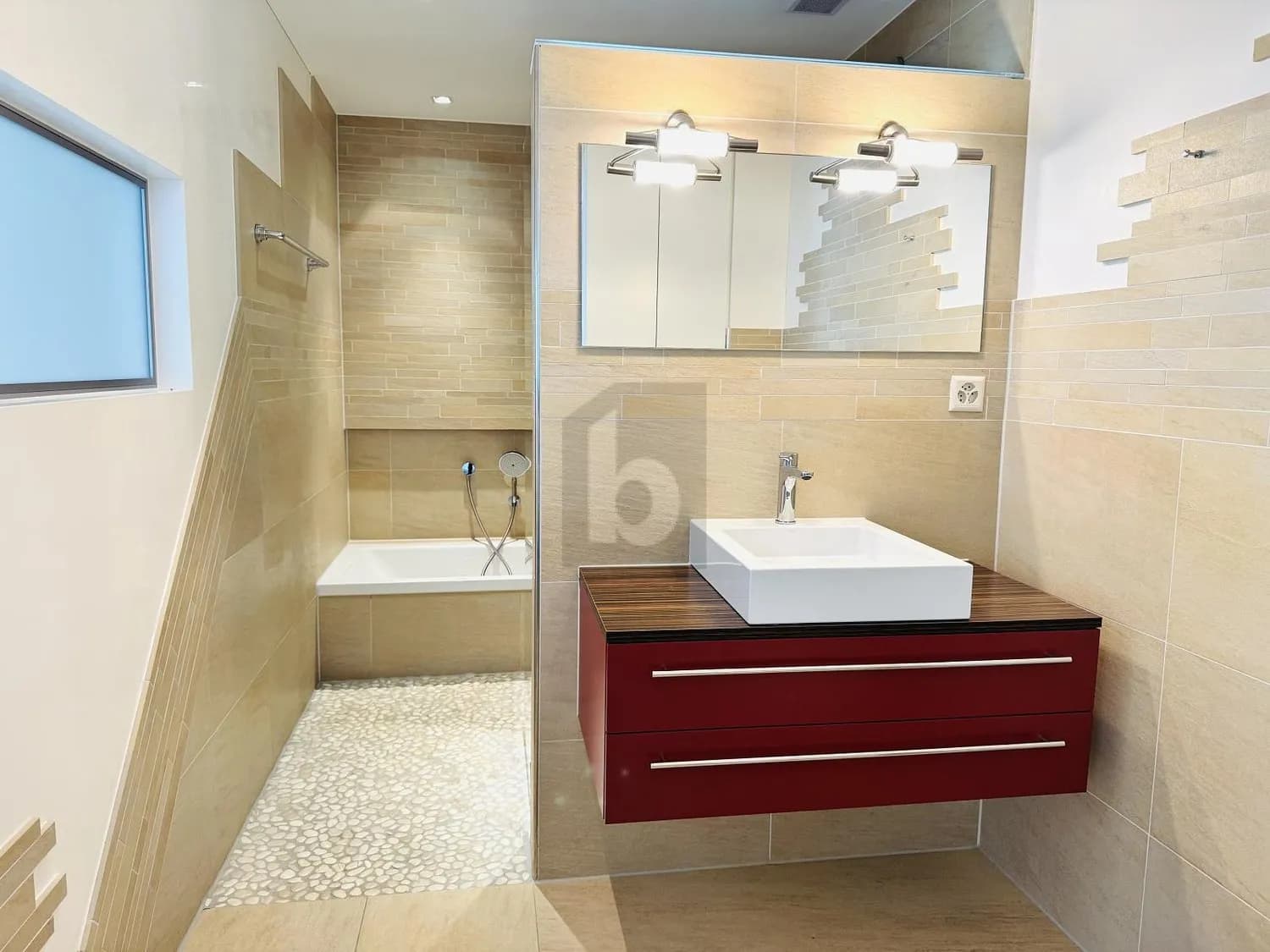 EXKLUSIVE AUSSICHT IN HERVORRAGENDER LAGE