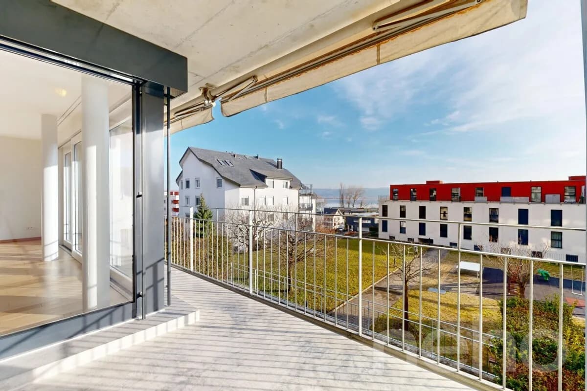 Bel appartement lumineux avec vue sur le lac !