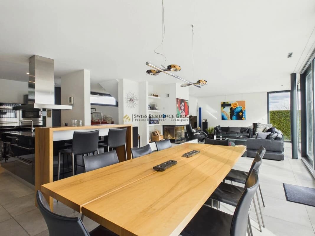 Modernes Einfamilienhaus mit Panorama in Adliswil